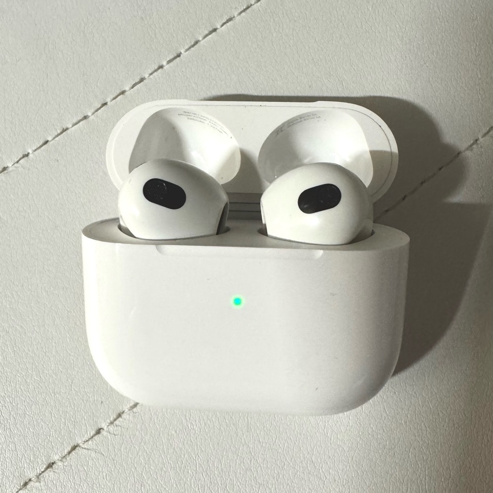 Apple AirPods 3rd Gen